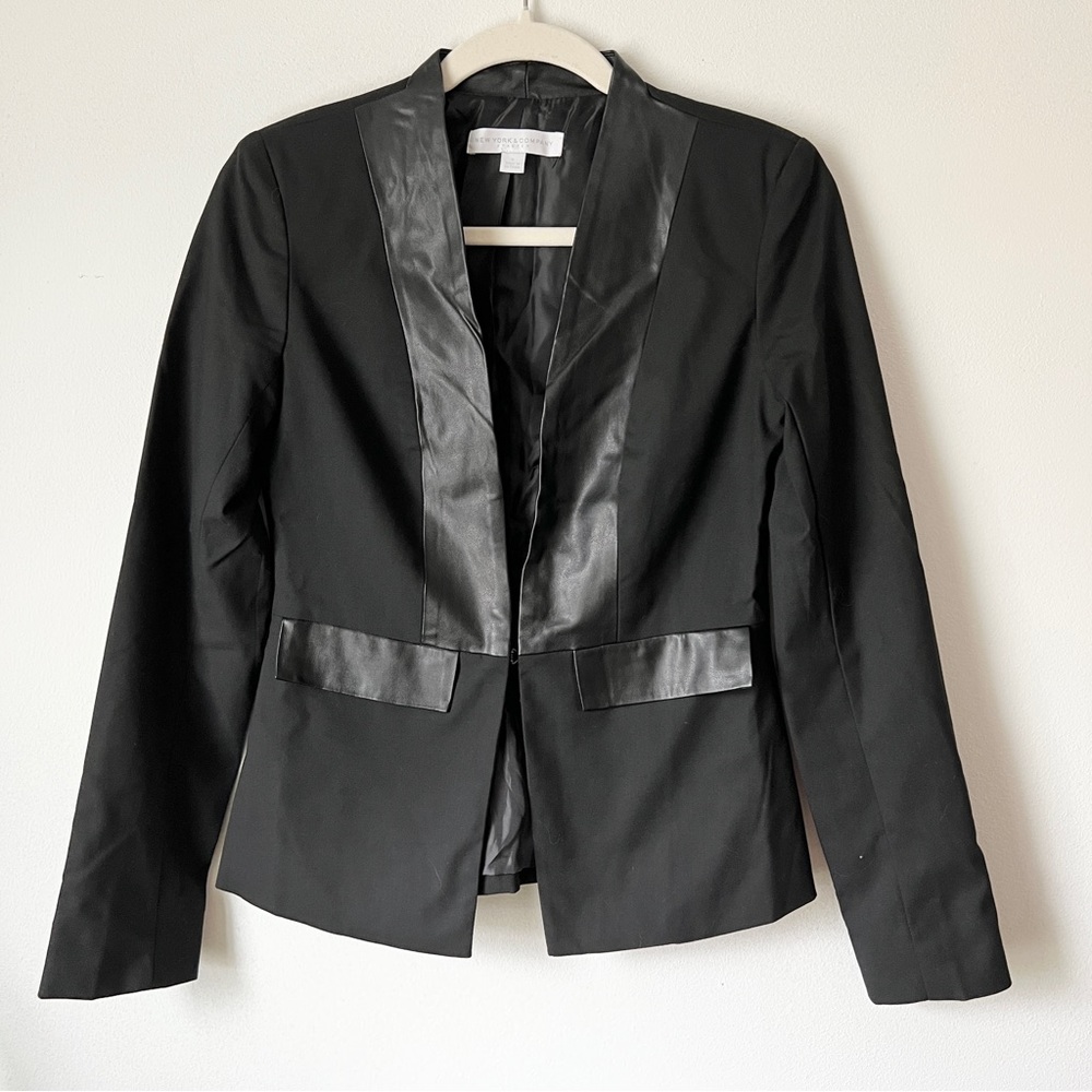 NY & Co Black Faux Leather Blazer Size 0